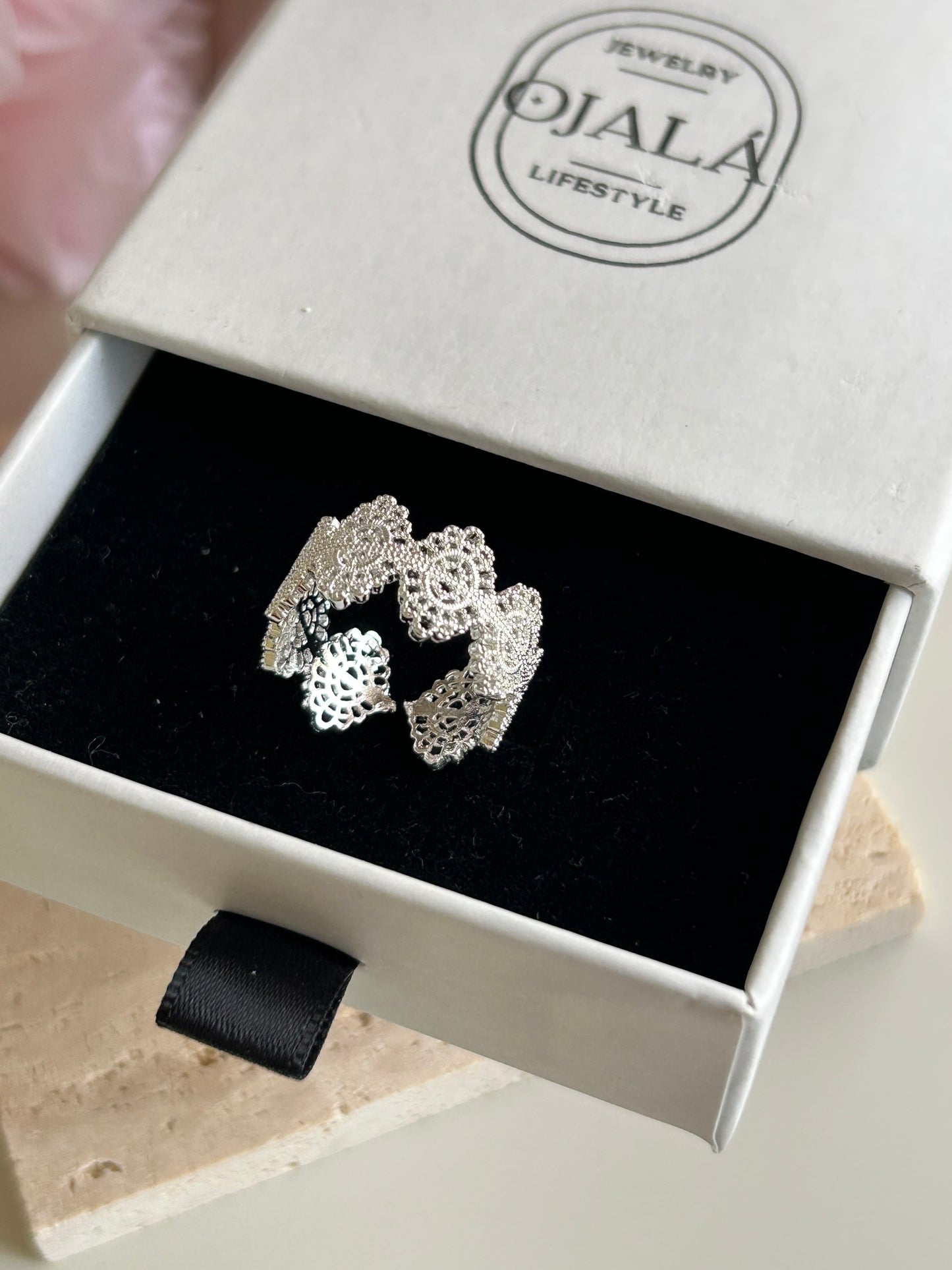 Lace ✧ Silver Tone Open Ring