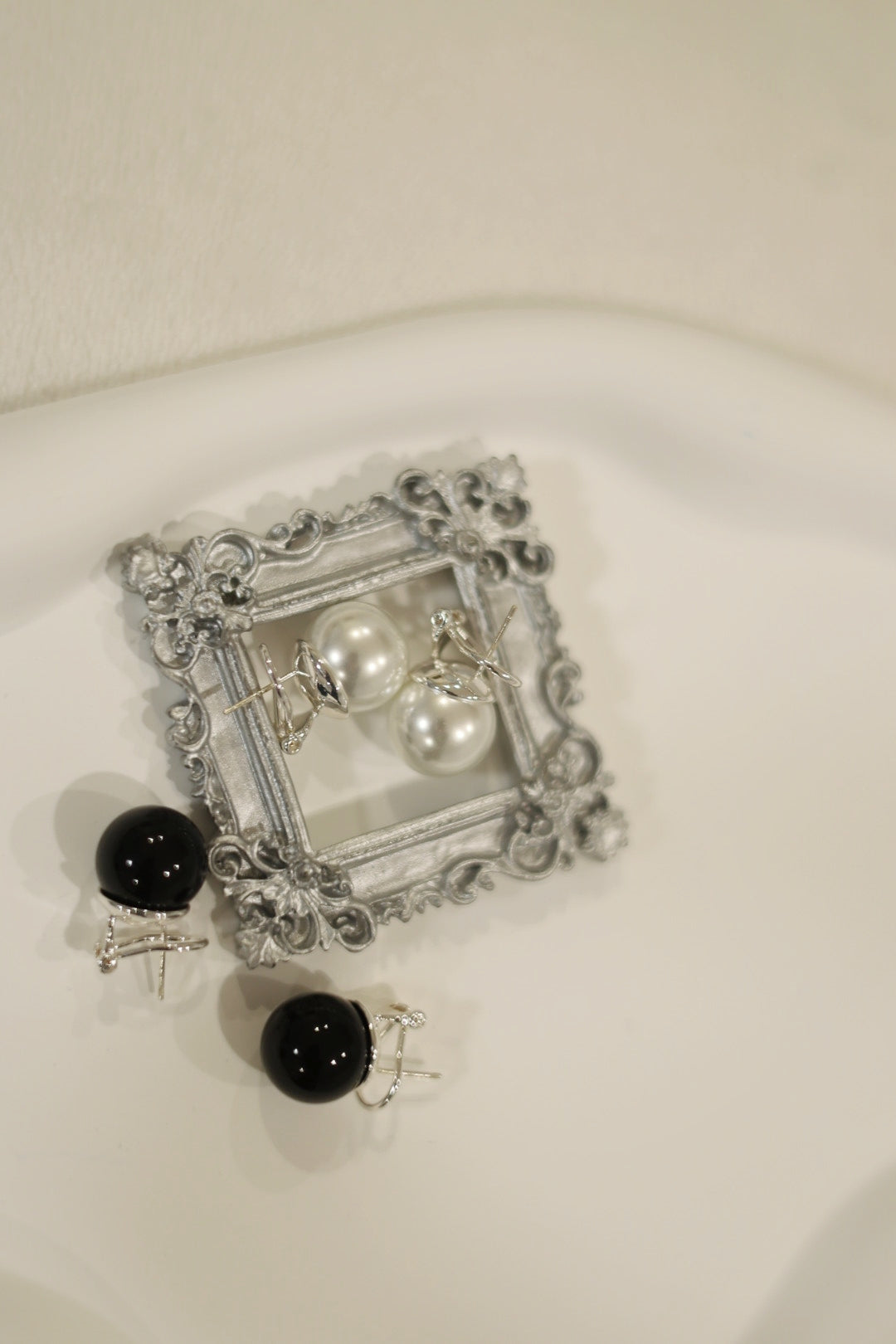 The Pearl ✧ Gold-Plated/Silver-Plated Earrings