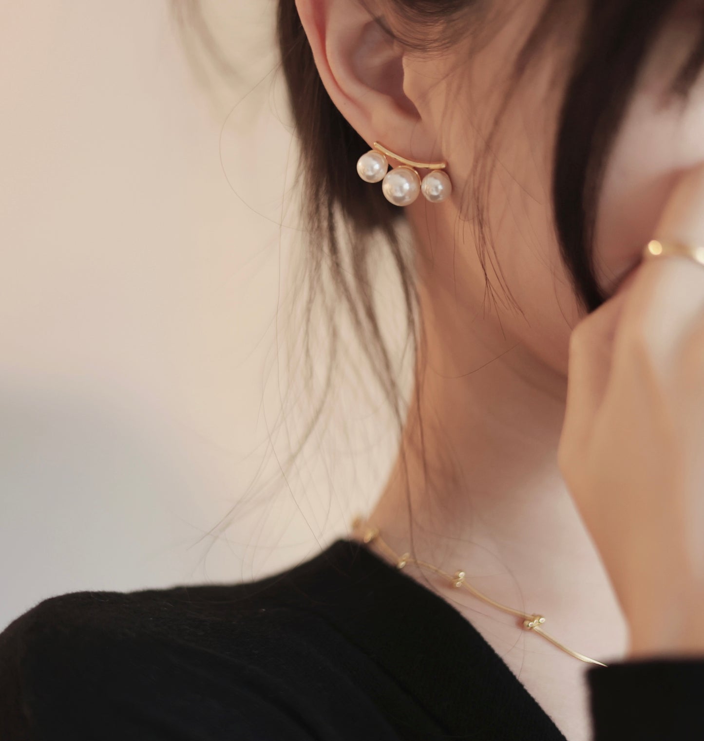 Dewdrop ✧ Gold-Plated Pearl Earrings