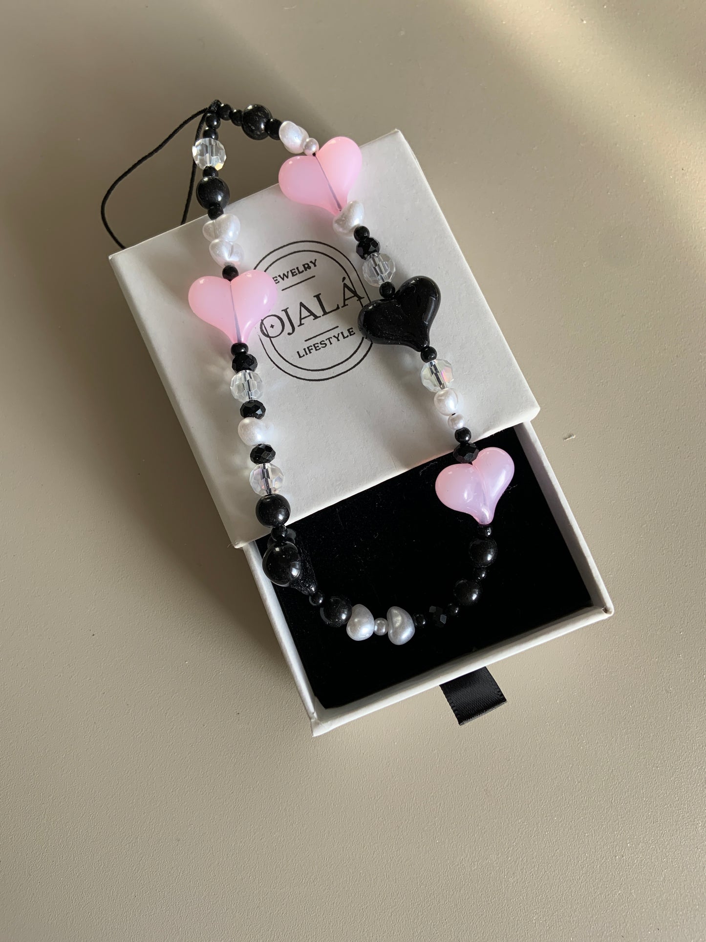 Black Pink ✧ Chain Phone Charm