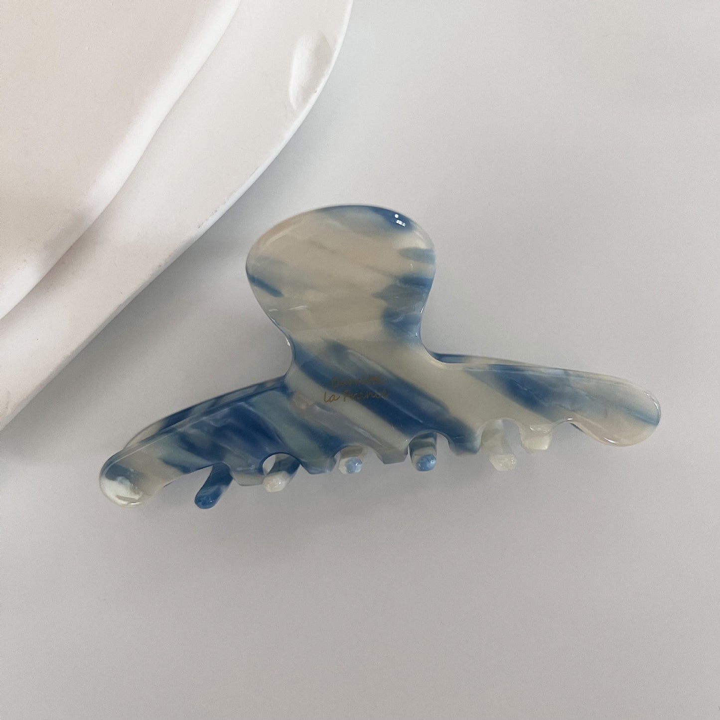 Morandi ✧ Coquette Hair Claw Clip