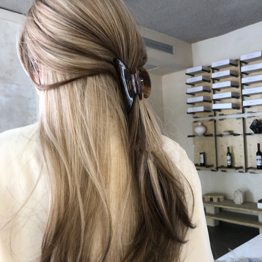 Tortoise ✧ Hair Claw Clip