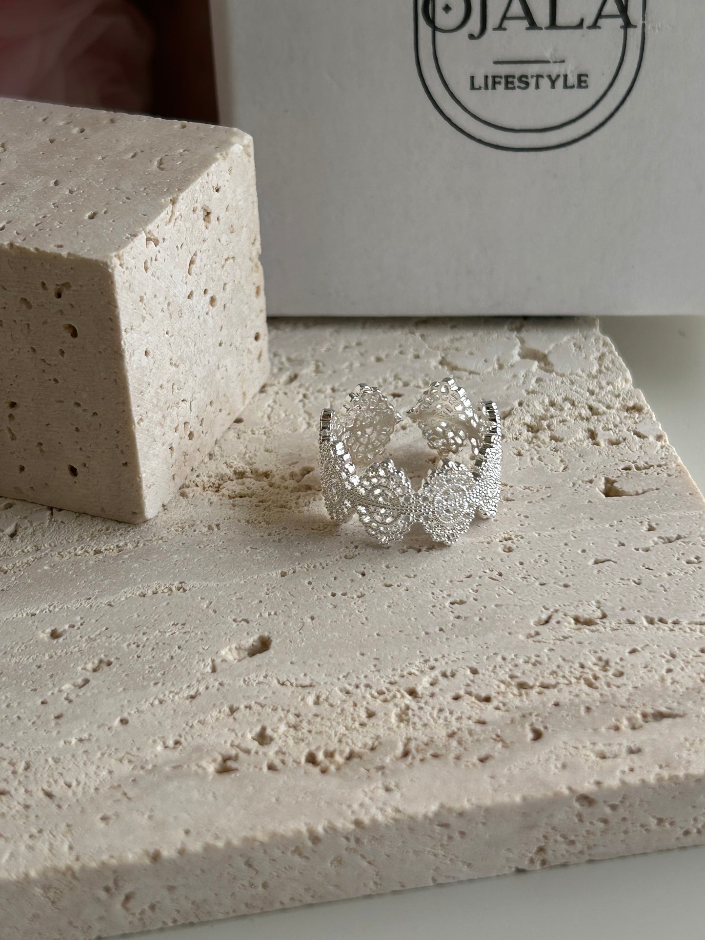 Lace ✧ Silver Tone Open Ring