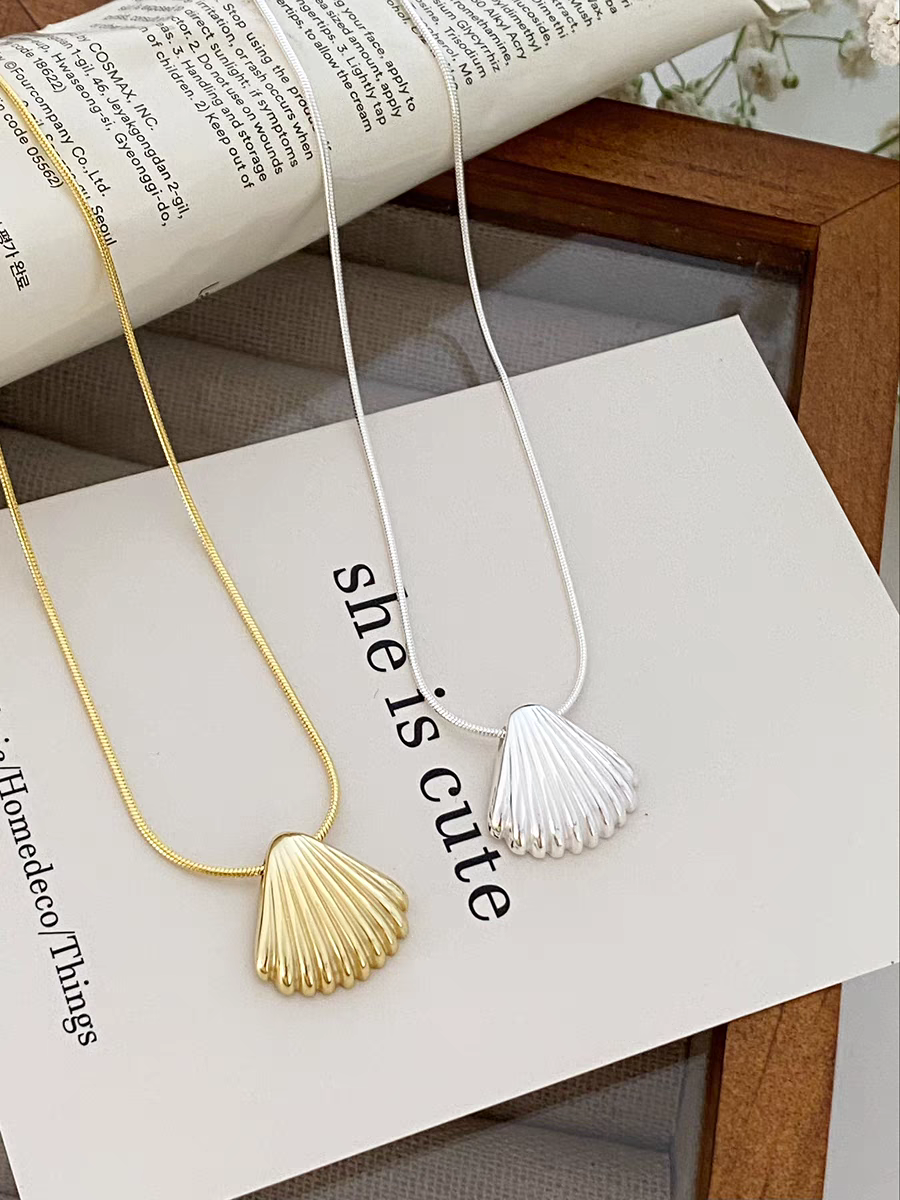 Shell Serenade ✧ Gold-Plated / s925 Silver Necklace