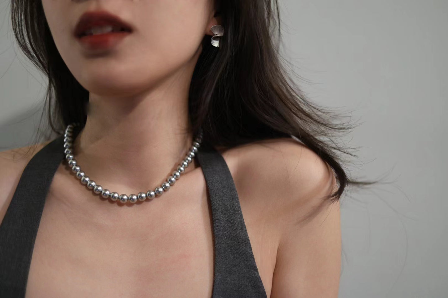 Grey Pearl ✧ Faux Pearl Necklace