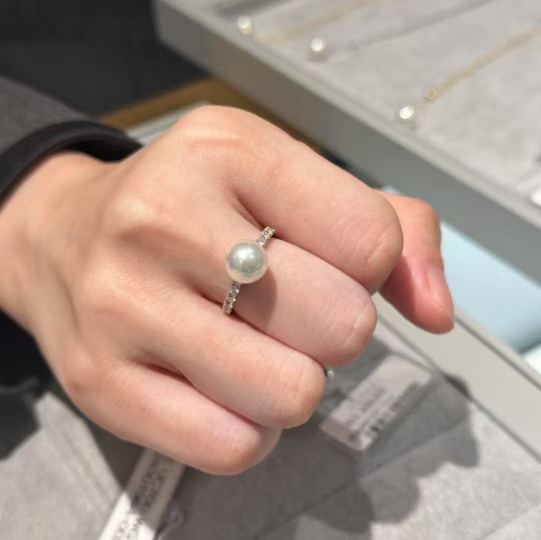Luna ✧ freshwater pearl zircon silver ring